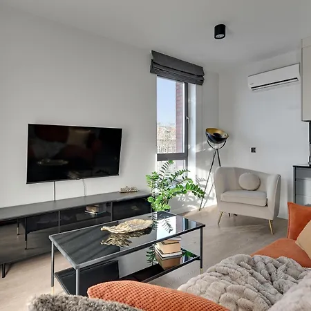 Scala 60k Center With Parking By Lion * Gdańsk