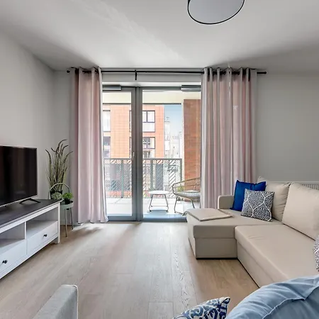Scala 60k Center With Parking By Lion Appartement *