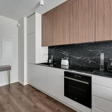 Appartement Scala 60k Center With Parking By Lion