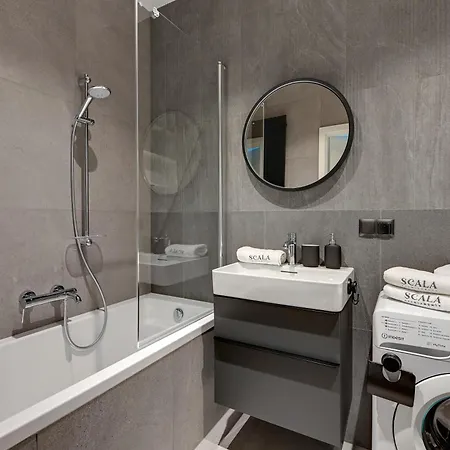 Scala Center With Parking By Lion * グダニスク