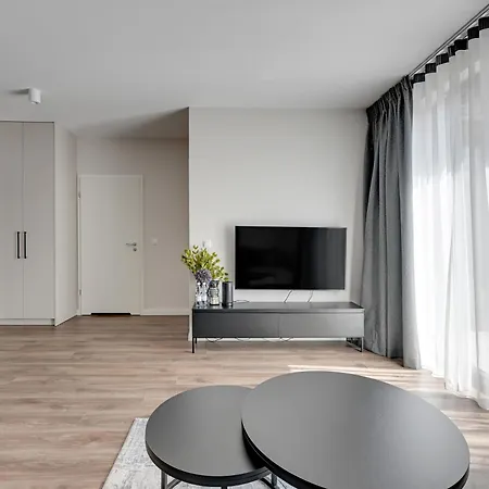 Scala 60k Center With Parking By Lion Appartamento *