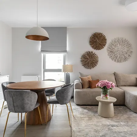 Scala 60k Center With Parking By Lion Appartement Gdańsk