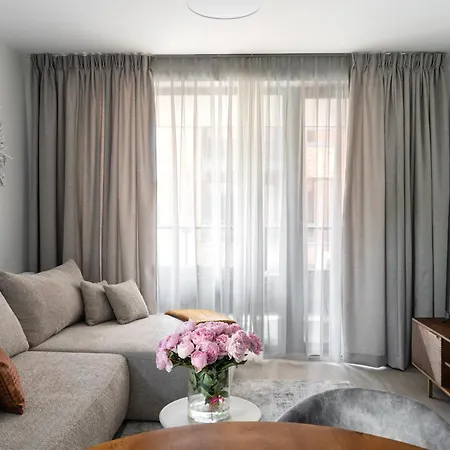 Scala 60k Center With Parking By Lion Appartement Gdańsk