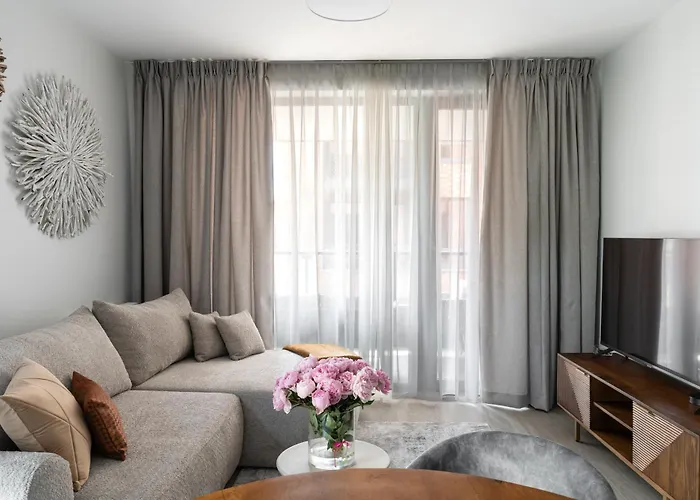 Scala Center With Parking By Lion Apartman Gdańsk