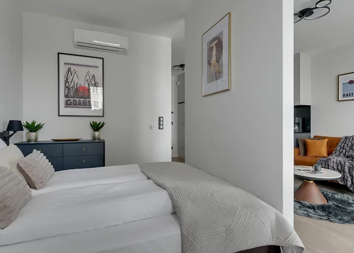 Scala Center With Parking By Lion Apartman *