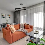 Scala Center With Parking By Lion Apartment