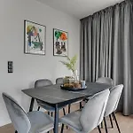 Scala Center With Parking By Lion Apartment